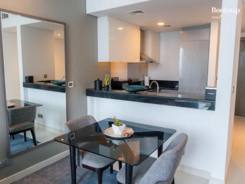 Luxury 1BHK Apartment at DAMAC Prive A Business Bay - image 12