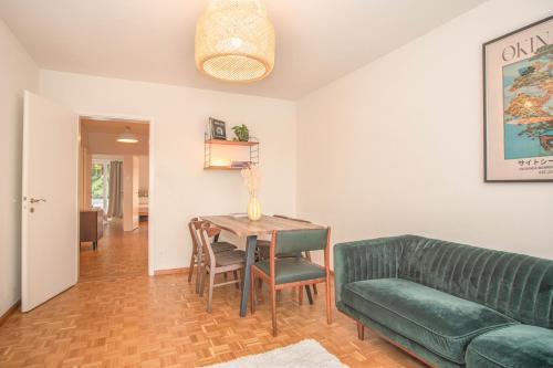 Central 2-bedroom apartment with BaselCard, Basilea