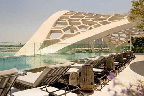 Swimming pool, Rosewood Doha near Lagoona Mall