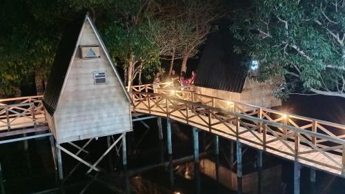 Amazon Private Tours Jungle Lodge in Cajual