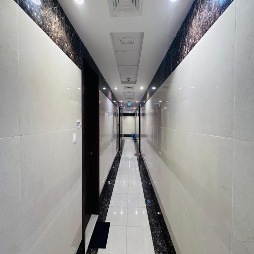 Modern 1BR w Pool and Parking At Roxana Residence, Dubai (foto 10)