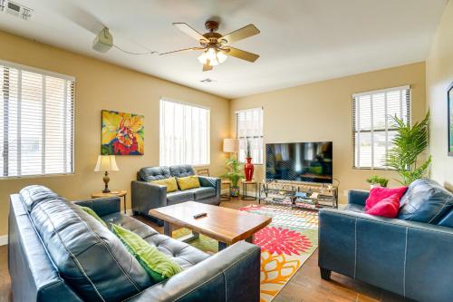 Avondale Abode Pool, Lake Views and On-Site Fishing