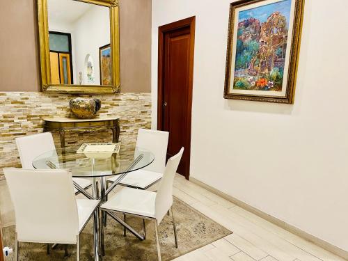 Colosseum-Apartments, Рим (фото 2)