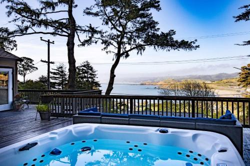 Coastal Charm - Oceanview Stay in Pacifica Near SF – khách sạn tại Pacifica