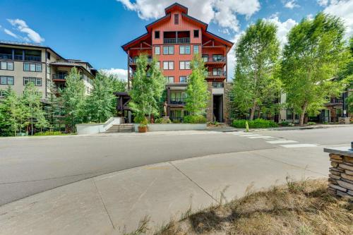 Ski-InandSki-Out Winter Park Condo with Balcony in 温特帕克(CO)