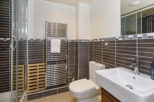 22 John Walker House - image 5