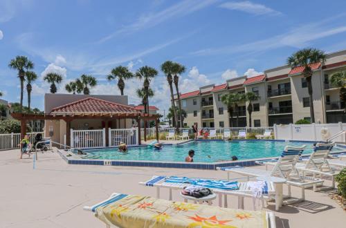 Ocean Village Club R25 - image 33