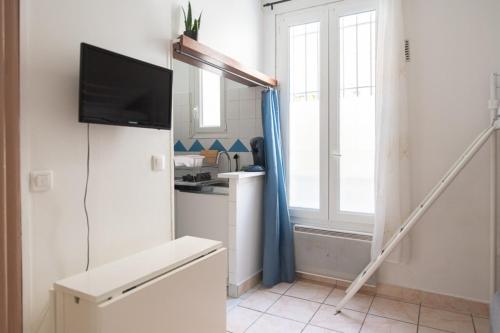 Charming bright studio near Paris in Pantin
