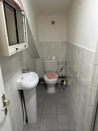 Entire apartment 2 bedroom 5 beds in Forbach