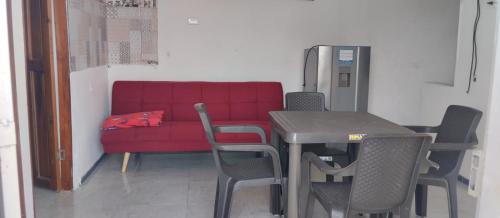 Apartamento independiente amoblado mompox dos aires acondicionado in มองโปส