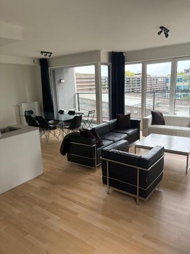 Modern City Apartment Close to Everything, Брюссель (фото 3)