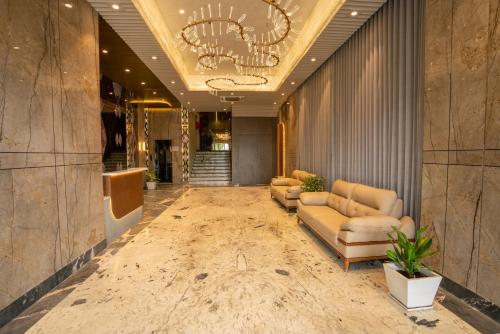 Hotel La Arriba in วัตวา