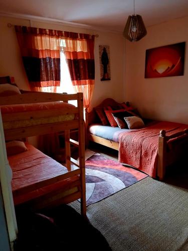 1 double bed, 1 bunk bed