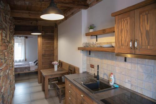 Penzion No. 1 - RESTAURACE TAVERNA U PECE in เรปชิน