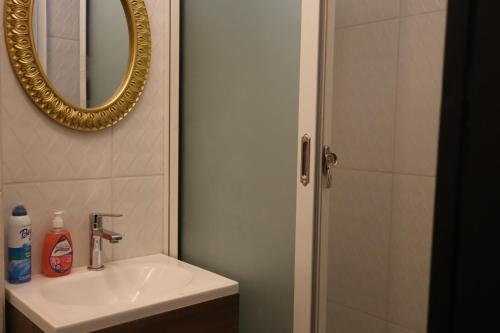 Cozy Apartment - image 2