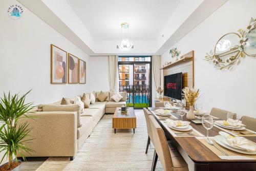 Cozy 2-BR at Belgravia Square, Dubaï