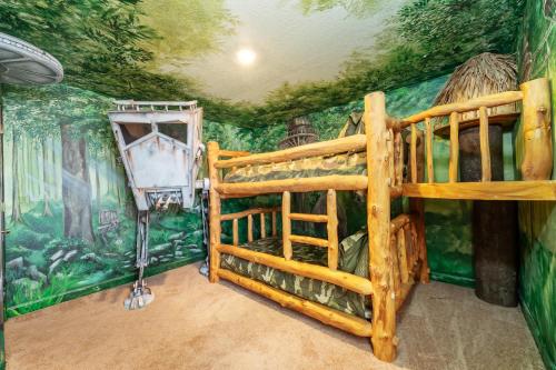 Hidden Gem by Disney w Private Pool & Arcade Room