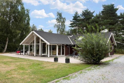 M206-Vaeggerlose-Baeverstien-9 in Idestrup