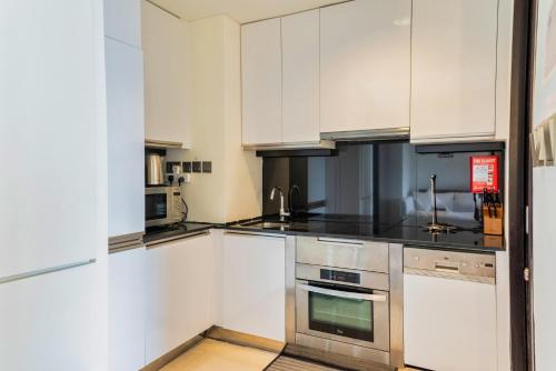Seaview & Marina View Studio, Dubaj (fotografie 9)