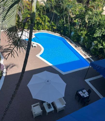 Swimming pool, Calypso Beach Hotel in Boca Chica