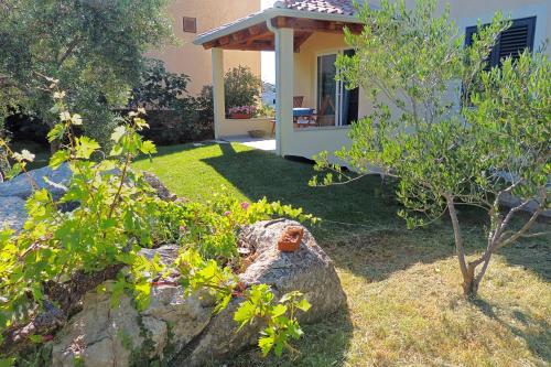  Apartment Draga in Vrh