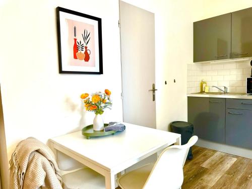 设施服务, Arina & Julien Peronne Centre in 皮隆尼