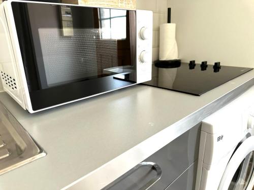 Arina & Julien Peronne Centre in 皮隆尼