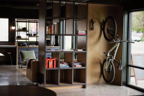 LOGE Missoula - 레스토랑