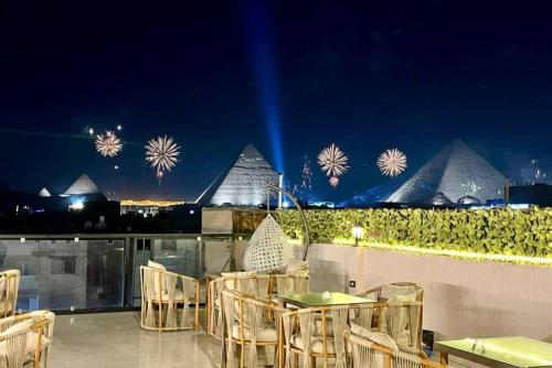 Bedouin Camp pyramids view INN in Gíza