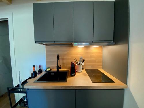 Monolocale San Pietro centro storico di Reggio Emilia in เรจจิโอ เอมิเลีย