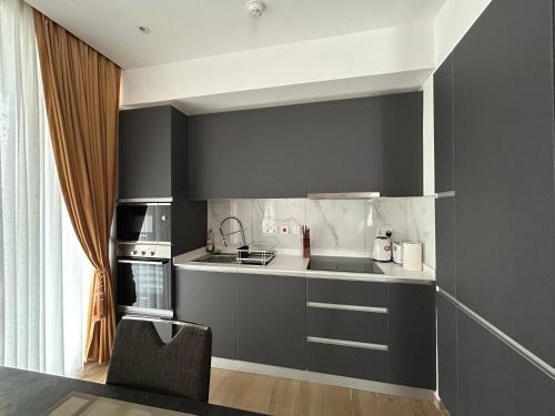 Nova, 2 beds Suits, Akra