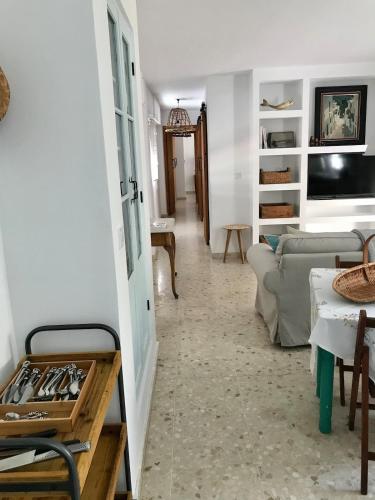 Live in the heart of town, Almuñécar (photo 3)