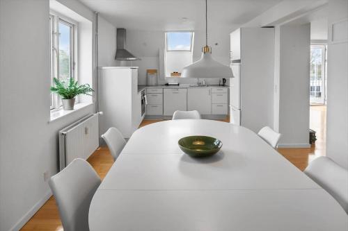 M373-Vaeggerlose-Marielyst-Strandvej-59-D-1-tv in Idestrup