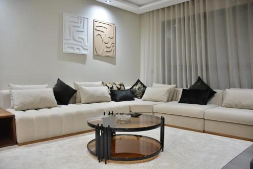 Lux apartment, wifi, Netflix, parking, Casablanca