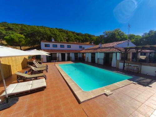 Villa Amigo, Casa Rural espectacular en Sierra de Aracena gîte à louer Jabuguillo