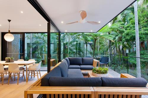 Luxury rainforest retreat, Little Cove photo 2