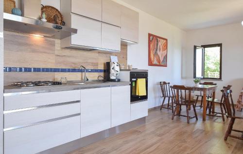 廚房, Cozy Home In Sessa Cilento With Wifi in 塞薩奇倫托