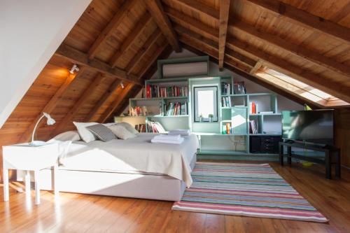 FLH Bairro Alto Loft with Sunny Terrace, Lisabon (fotografie 7)