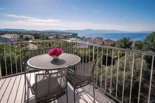 ระเบียง/ชานเรือน, ValDeSara in ซีดาริชิ