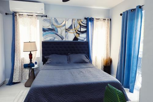 Mango Seed Country Condo in コリント