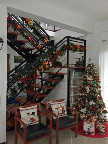 Framelyn's Suites in Breezy Tagaytay