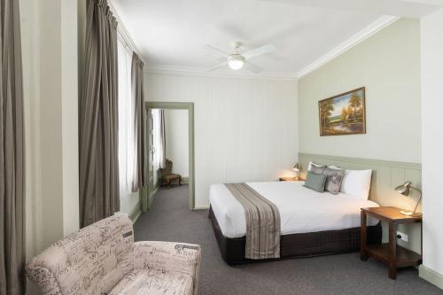 George Inn Rooms at Royal Tenterfield in เทนเทอร์ฟิวด์