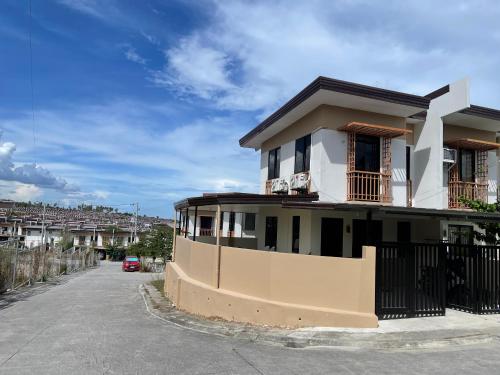 Marys Air B&B in Casa Mira South in San Fernando