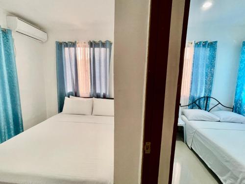 Marys Air B&B in Casa Mira South in San Fernando