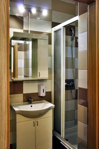 Rooms Fitea - image 3