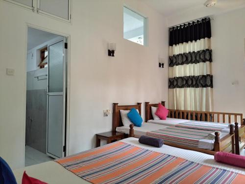 B & B CHARM, Dikwella (Foto 11)