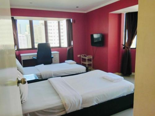 room detail thumbnail 1