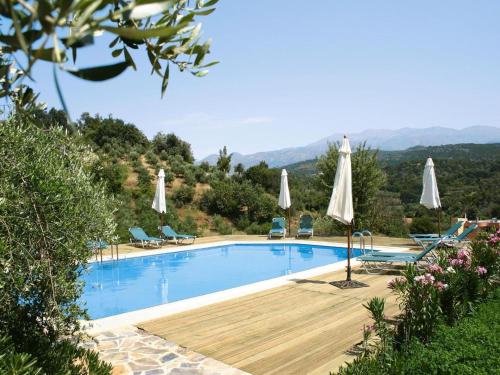 Swimming pool, Romantic Holiday Home in Drosia in Kouloukonas