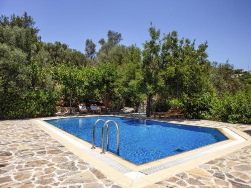Swimming pool, Romantic Holiday Home in Drosia in Kouloukonas