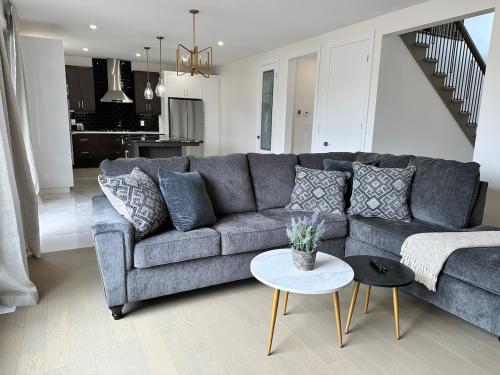. Modern Luxurious Stay